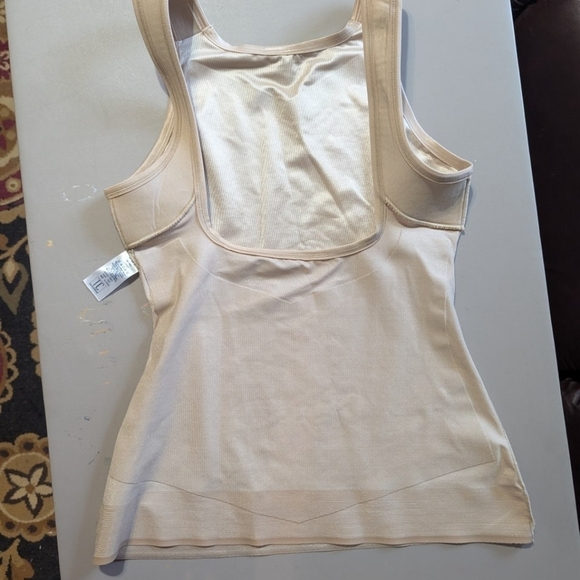TC Fine Intimates XL tank in nude great condition - Picture 12 of 16